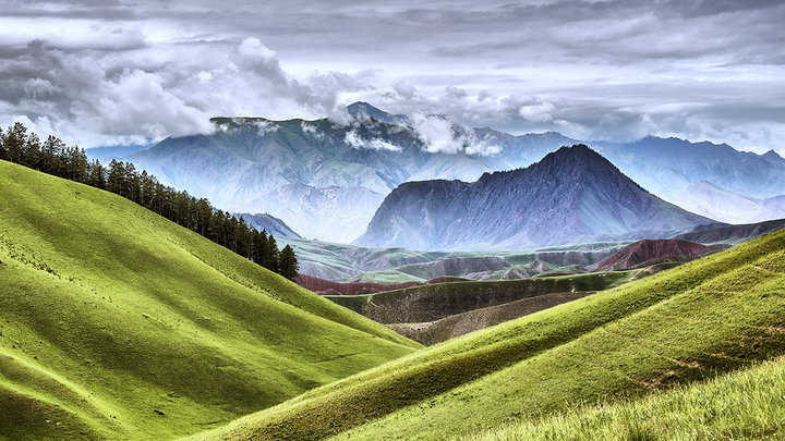 新闻联播把1/6时间留给这则新闻 打了谁的耳光？