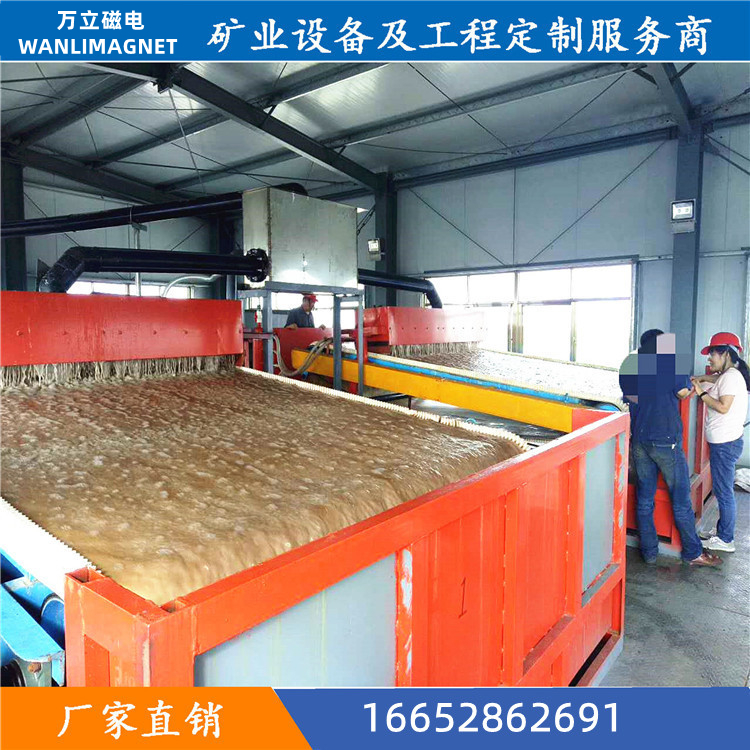 14245836773_49178681.jpg 14245836773_49178681.jpg