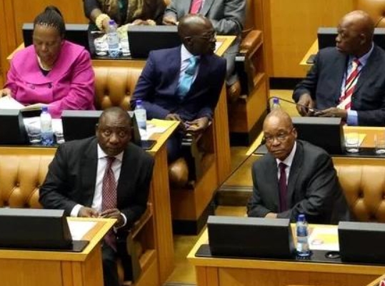 南非第五届国民议会在立法首都开普敦举行首次全会 南非第五届国民议会在立法首都开普敦举行首次全会