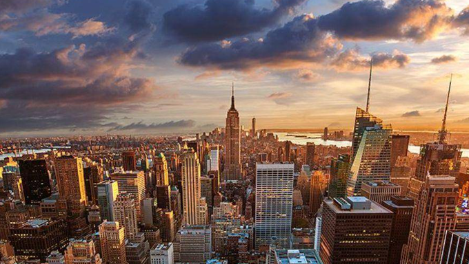 美国经济拉响警报