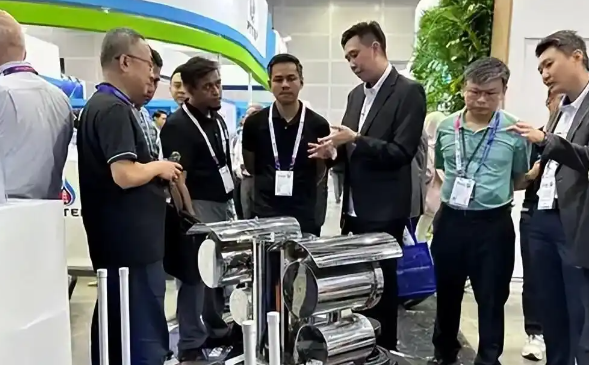 两天连拍两矿，能源巨头豪掷百亿“扫货”